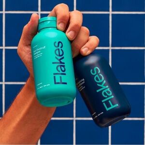 Flakes dandruff shampoo and conditioner BRAND NEW